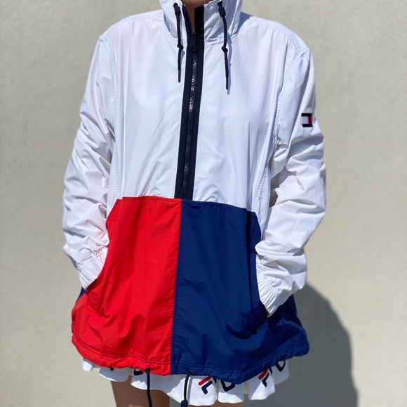 Tommy Hilfiger pop over tracksuit/windbreaker. - Picture 7 of 7